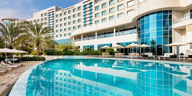 کرون پلازا(CROWN PLAZA MUSCAT OCEC)