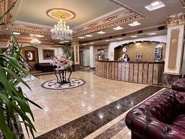 royal plaza