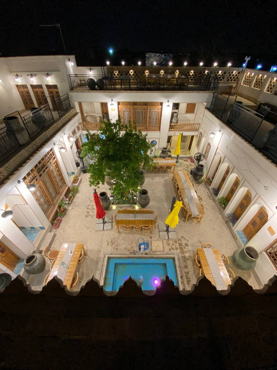 خانه بهشتیان