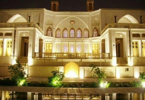 منوچهری
