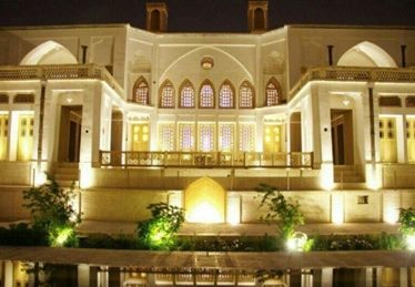 منوچهری