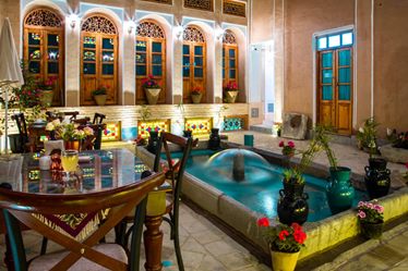 عمارت طاووسیه