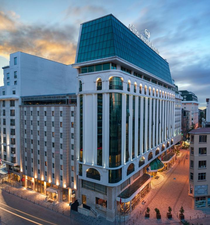 الیت ورلد تکسیم (Elite World Taksim)