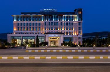 دابل تری بای هیلتون (DoubleTree by Hilton)