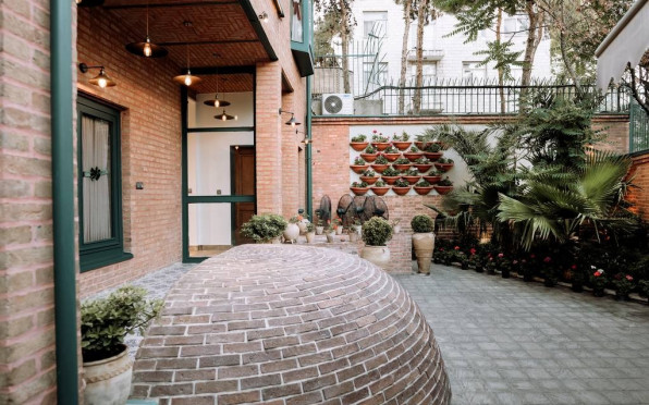 عمارت 85