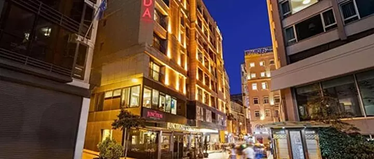 رامادا بای ویندهام پرا(Ramada By Wyndham Pera)
