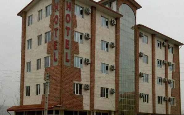 نگین استیل