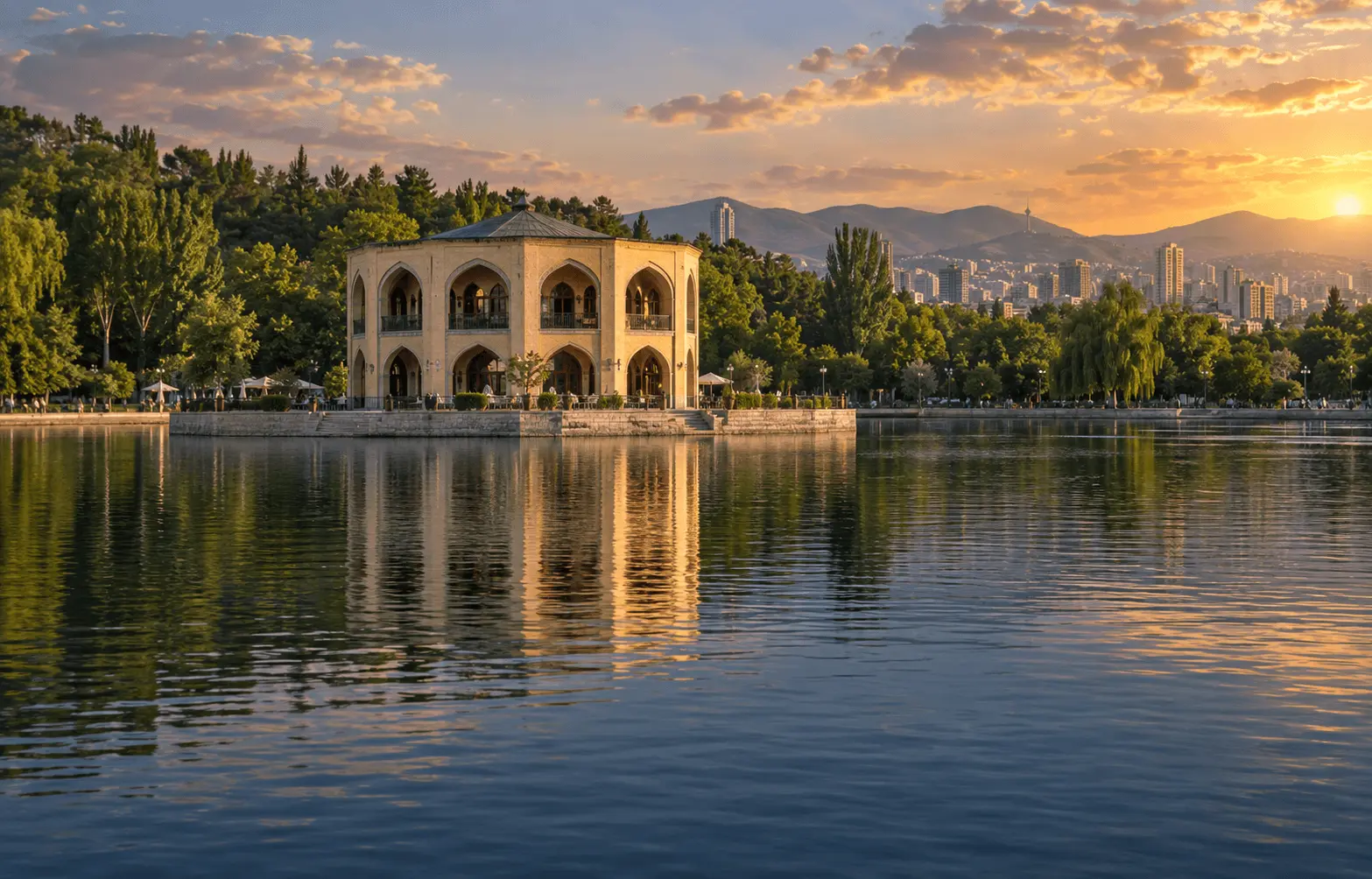 از بازار تاریخی تا آرامش ائل‌گلی
