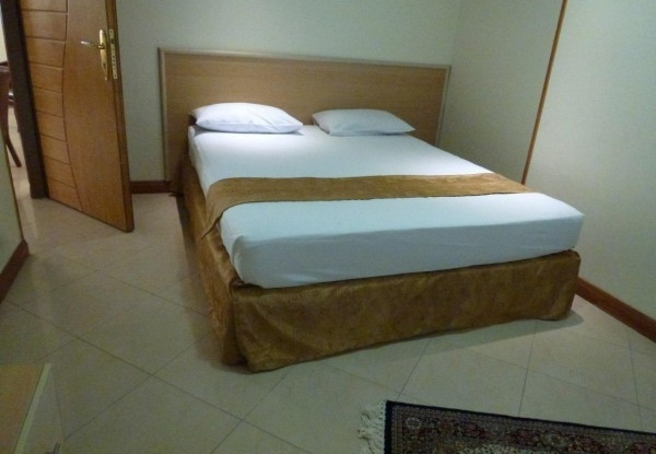 هتل آپارتمان رواق